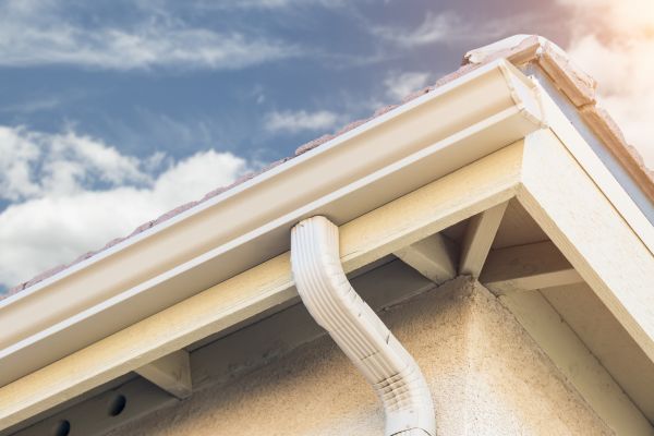 Seamless Gutter Replacement in Aiken