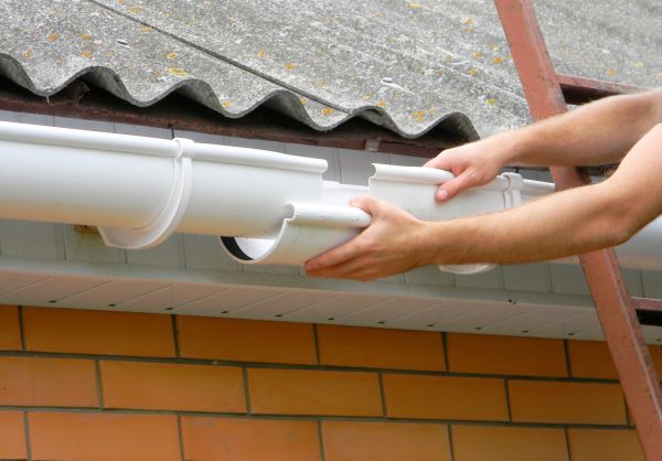 Cost of Gutter Hanging in Aiken